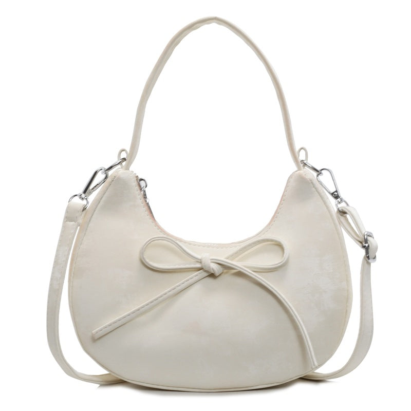 Design-forward Underarmshoulder Bag